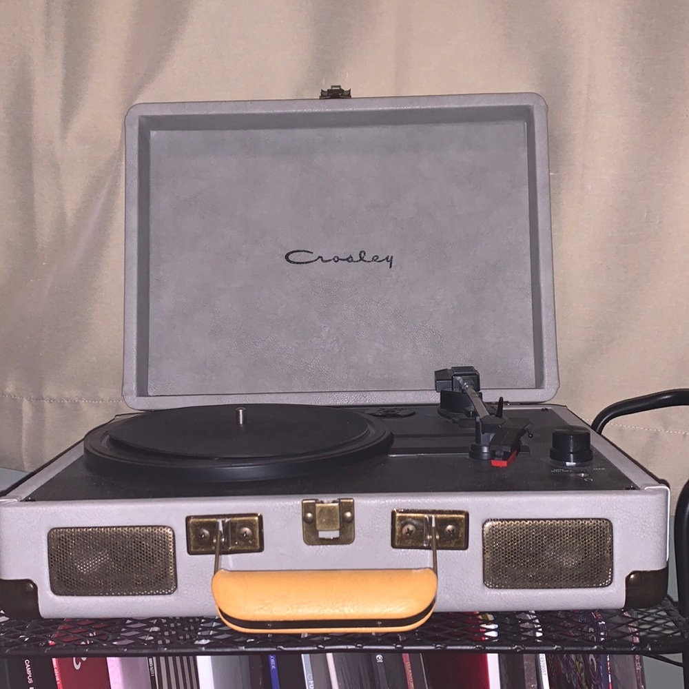 Crosley Cruiser Record Player grey